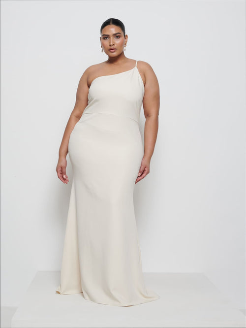 Amelia Crepe Maxi Bridesmaid Dress Curve - Champagne