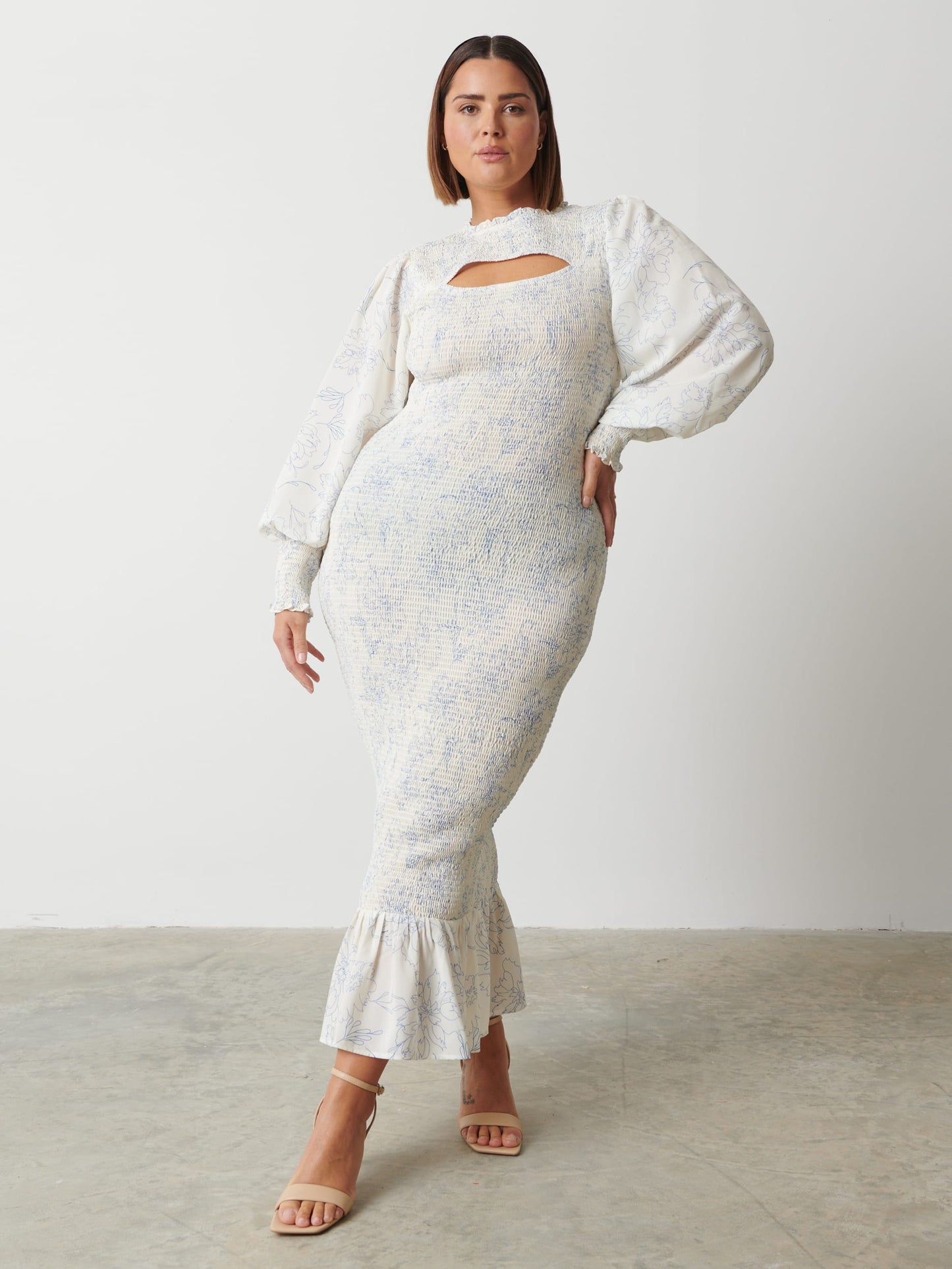 Elise Cut Out Shirred Printed Midaxi Dress Curve - Peony Abstract Floral